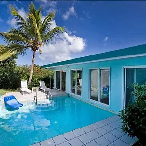 Hotel Pavilions And Pools
